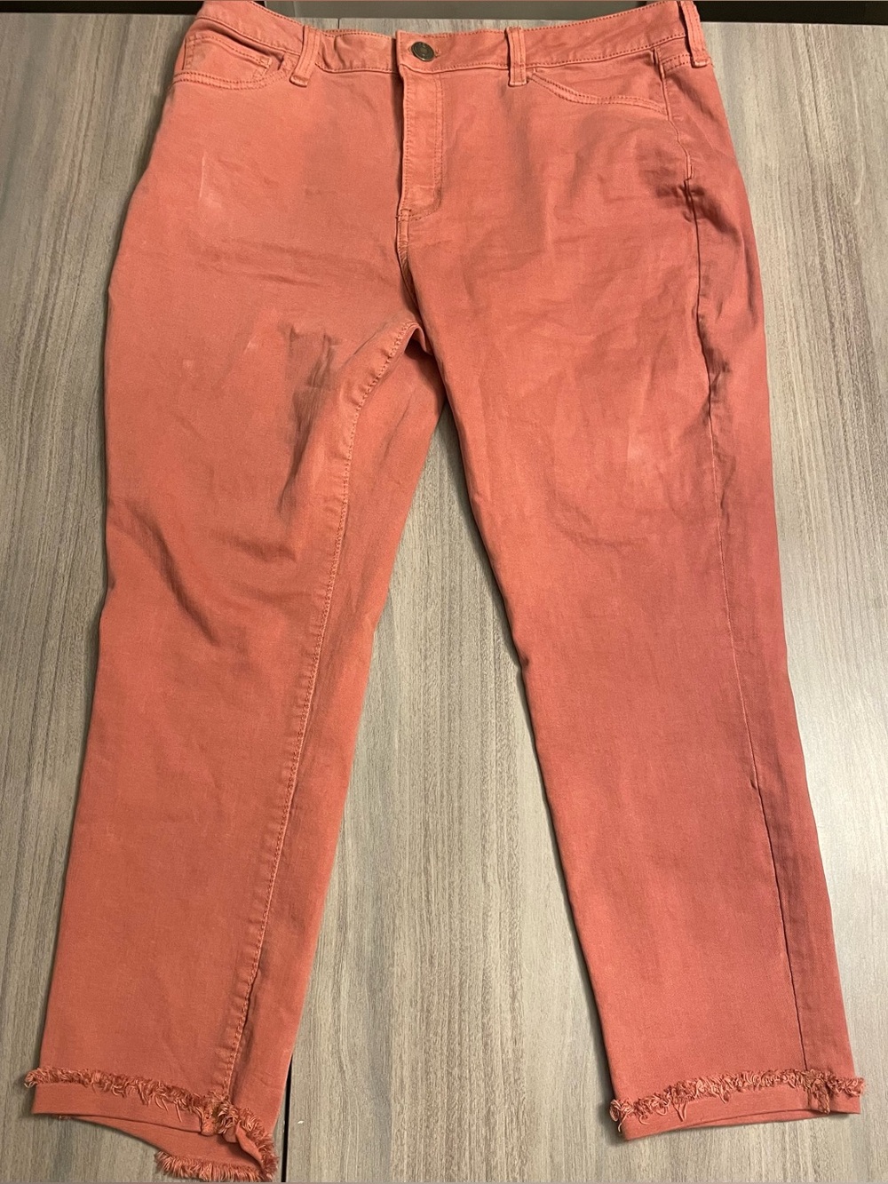 NWT SO Mauve High Rise Cropped Stretch Pants – 17/33W